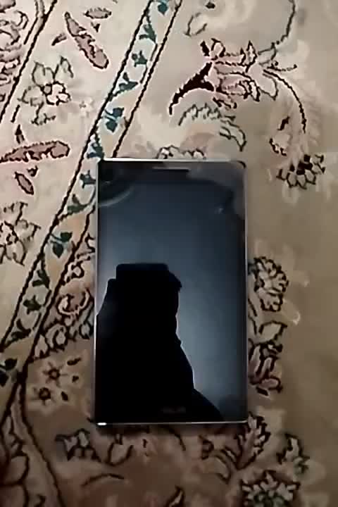 تبلت ایسوس|تبلت|اصفهان, خواجه عمید|دیوار