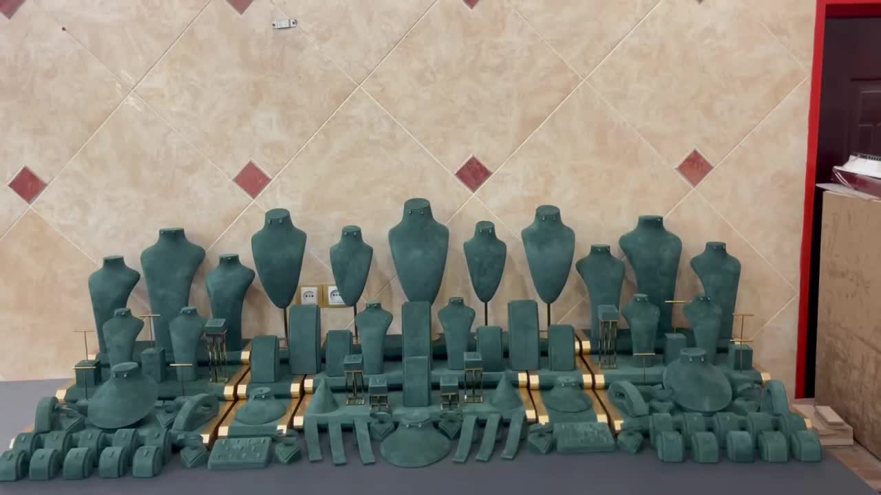 مانکن طلا/ویترین طلا/ کار اماده/ استند|فروشگاه و مغازه|ورامین, شهرک ولیعصر|دیوار