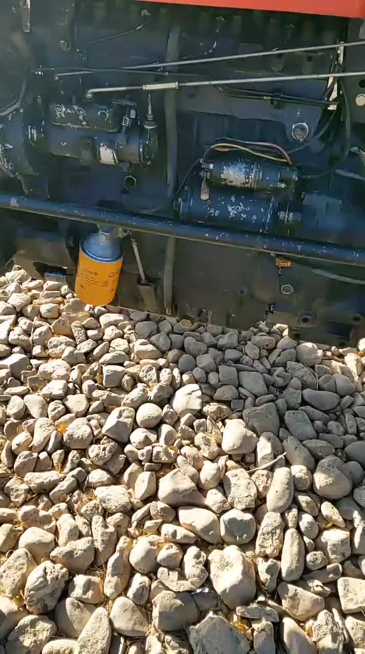 تراکتور ۲۸۵مدل ۸۰|خودرو سنگین|بیجار, |دیوار