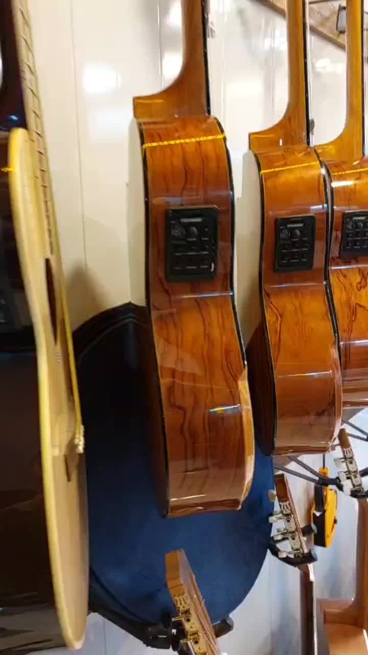 CLARIS GUITAR|گیتار، بیس، امپلیفایر|جهرم, |دیوار