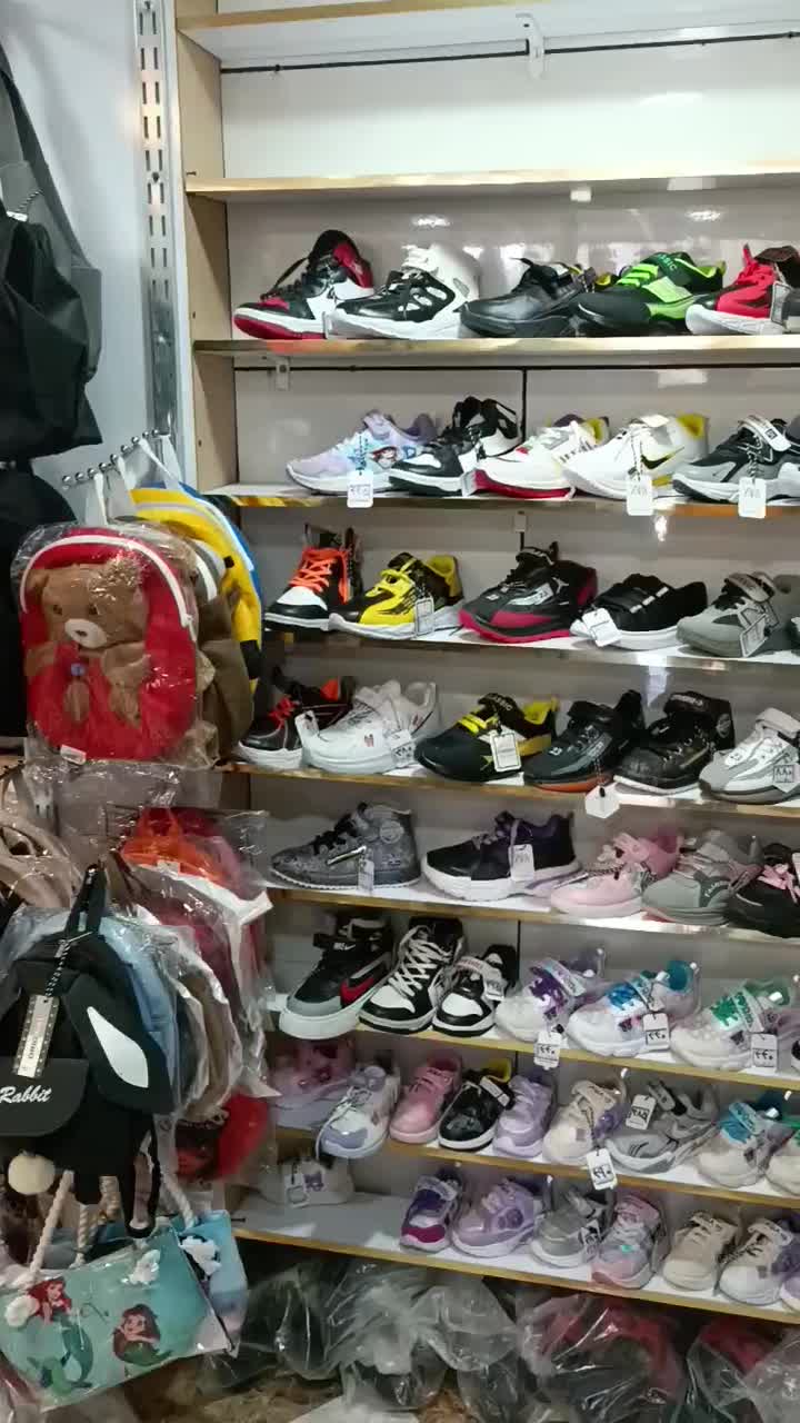 کفش اسپرت بچگانه|کیف، کفش، کمربند|کرمان, |دیوار