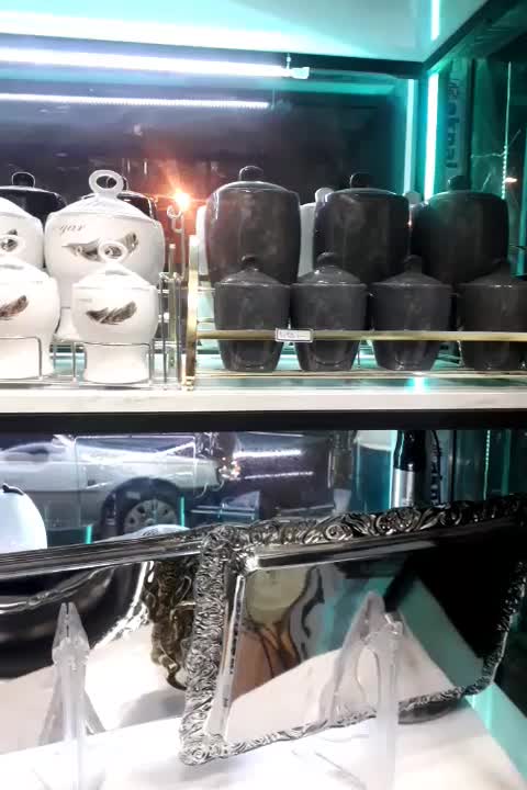 لوازم آشپزخونه هرچی نیاز داری|ظروف نگهدارنده، پلاستیکی، یکبارمصرف|میانه, |دیوار