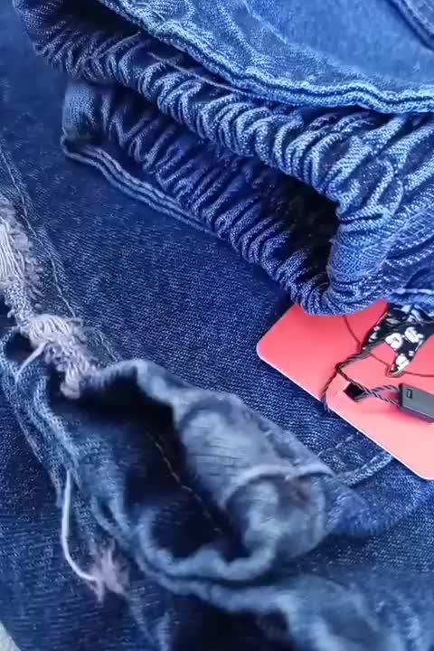 فول بگ جین|لباس|قم, پردیسان|دیوار