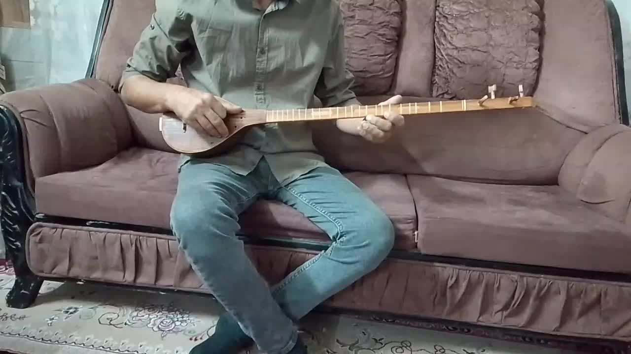 موسیقی سنتی|سازهای سنتی|سبزوار, کاشفی شمالی (دادگستری)|دیوار