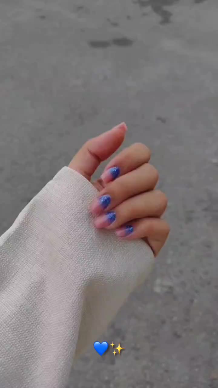 کاشت ناخن|خدمات آرایشگری و زیبایی|خمام, |دیوار