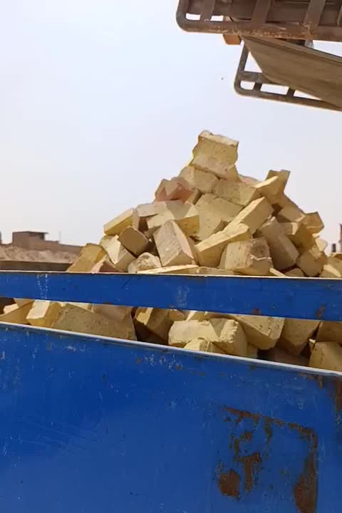 مصالح ساختمانی اجرسیمان ماسه گچ پوکه نخاله|عمدهفروشی|قم, هفت تیر|دیوار