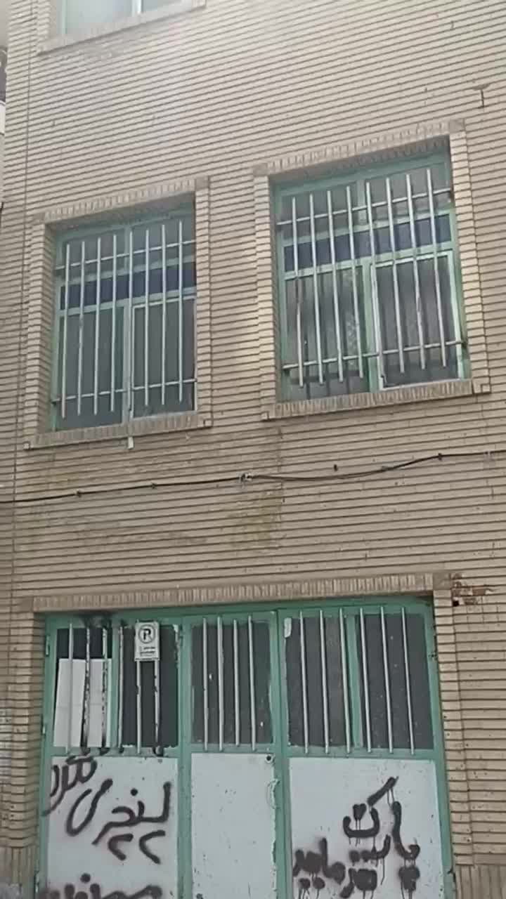 فروش ویلایی۱۵۰ متری۲ بر در محدوده بلوار پارک ملایر|فروش آپارتمان|ملایر, |دیوار