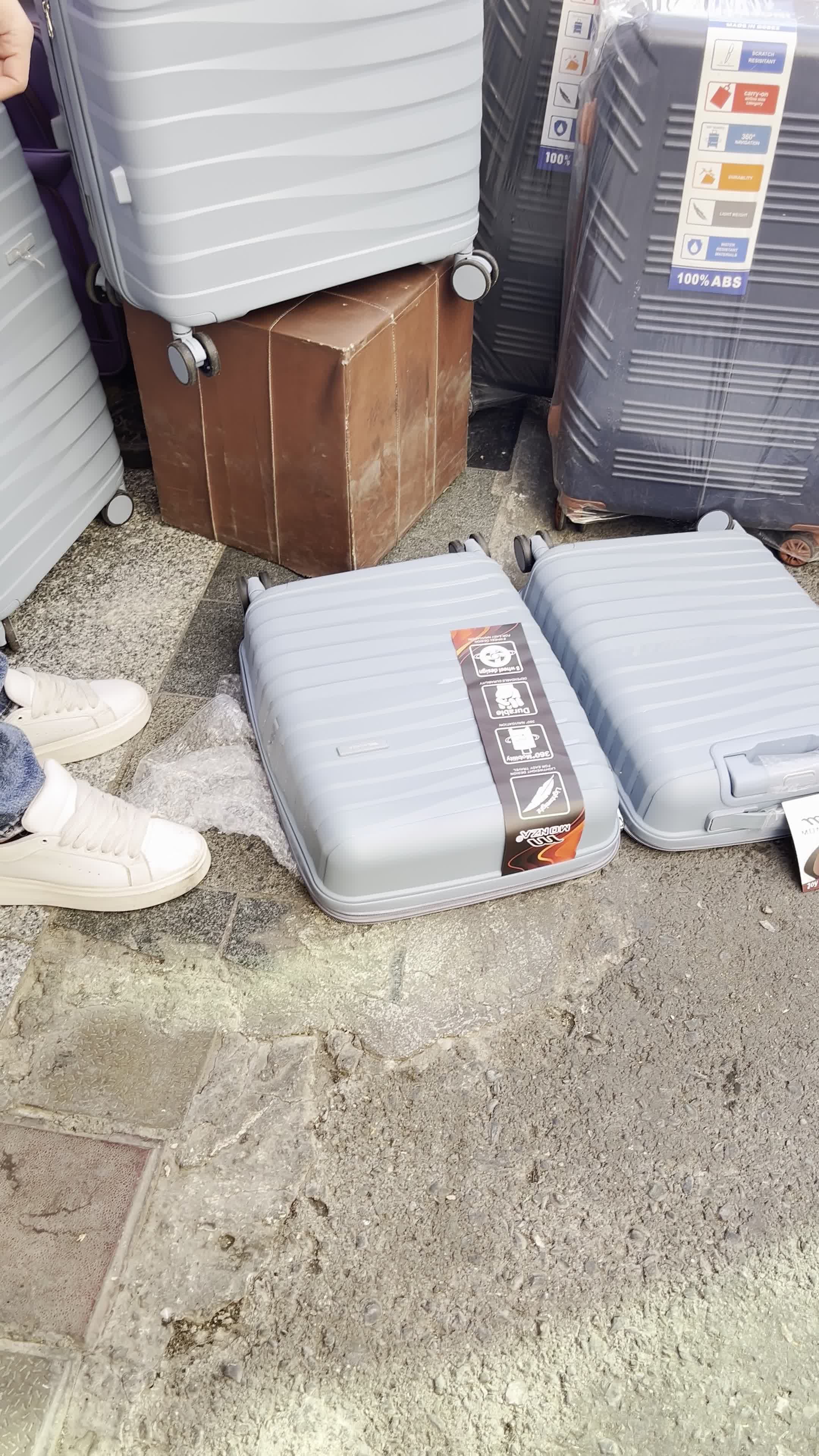 چمدان نشکن اصلی مونزا monza وارداتی|کیف، کفش، کمربند|تهران, عبدل‌آباد|دیوار