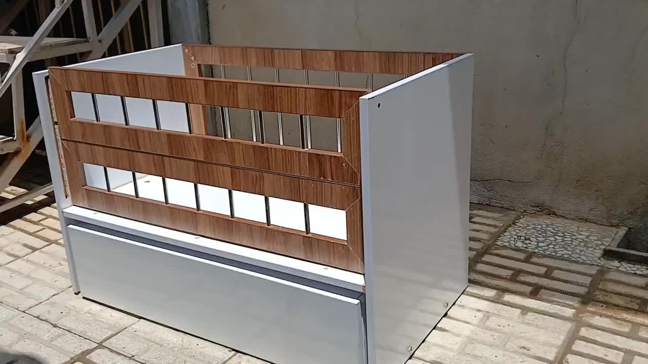 گهواره کودک|تخت و صندلی بچه|کاشان, باغ ماجد|دیوار