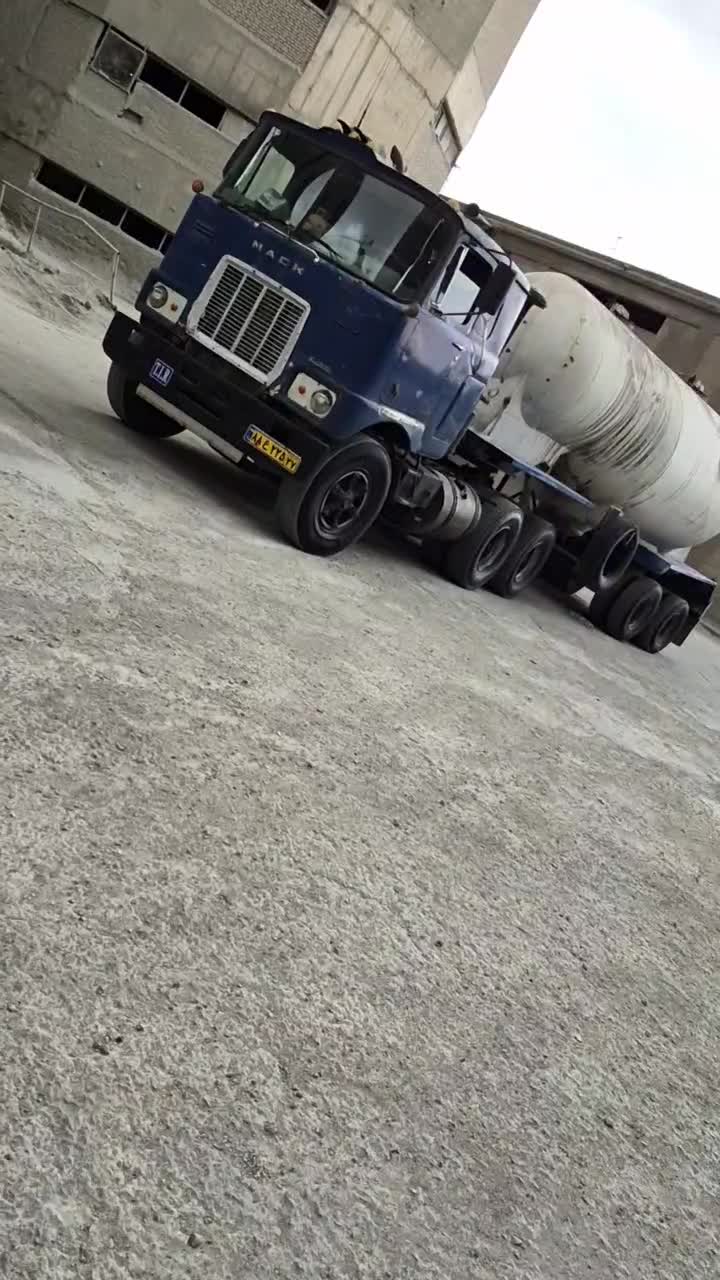 ماک|خودرو سنگین|ارومیه, |دیوار