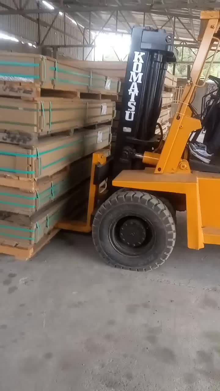 لیفتراک کوماتسو خط 5 اصل ژاپن|خودرو سنگین|کرج, کمال‌شهر|دیوار