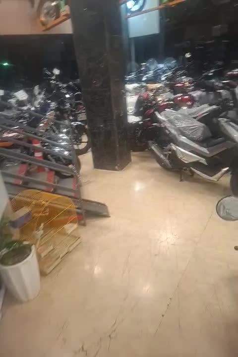 موتور از دم قسط نمایندگی خاتمی|موتورسیکلت|تهران, بنیهاشم|دیوار