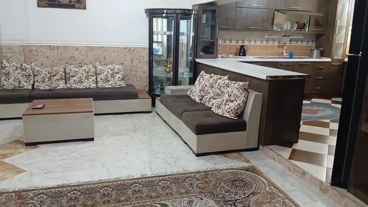 آپارتمان ۱۳۰متری رفاهی روزانه کوی ولیعصر یاس۱۶|اجارهٔ کوتاه‌مدت آپارتمان و سوئیت|بندرعباس, |دیوار