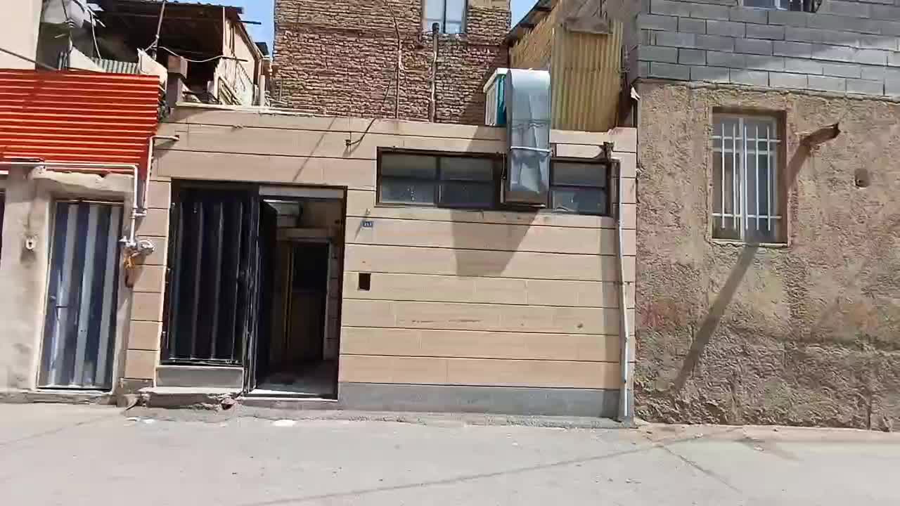 حصارک پایین کوچه انقلاب بالا|فروش خانه و ویلا|کرج, حصارک پایین|دیوار