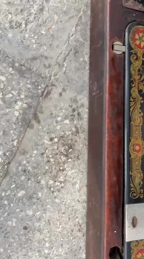 چرخ خیاطی singer|کلکسیون اشیاء عتیقه|تهران, کوی بیمه|دیوار