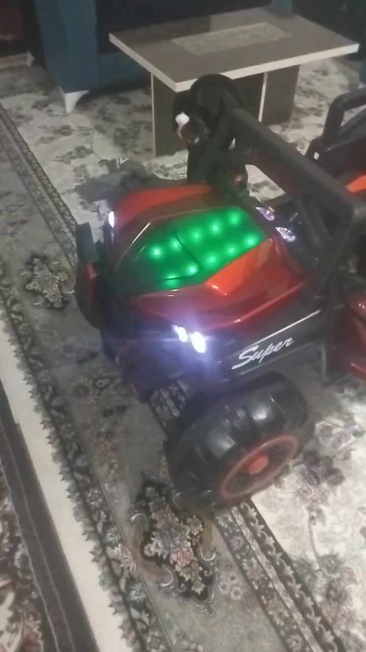 ماشین شارژی نو نو|اسباب و اثاث بچه|بوکان, |دیوار