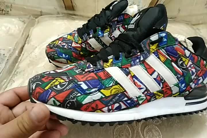 کتونی اورجینال آدیداس ZX700 پرچمی سایز ۴۰دوسوم|کیف، کفش، کمربند|تهران, شکوفه (عبدل آباد)|دیوار