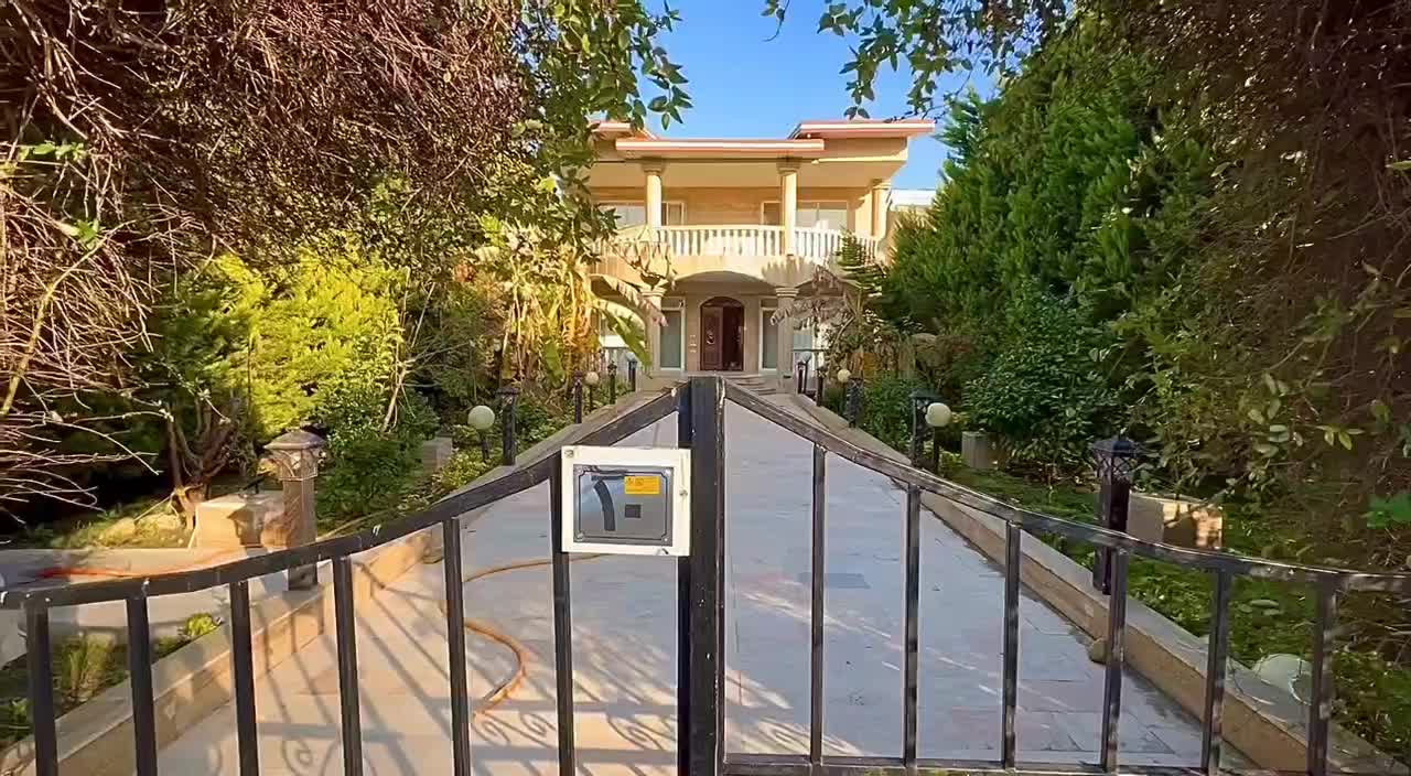 فروش ویلا باغ لاکچری با متراژ بزرگ و امکانات کامل|فروش خانه و ویلا|نور, |دیوار