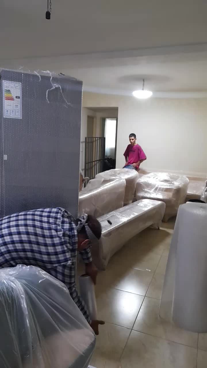 شرکت حق شناس * ایسوزو۶متری باکارگر حمل اثاثیه منزل|خدمات حمل و نقل|سنندج, |دیوار
