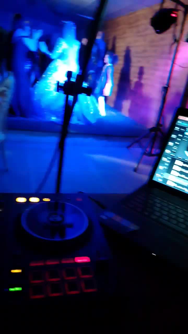 dj دیجی|خدمات پذیرایی، مراسم|شیراز, گلشن|دیوار