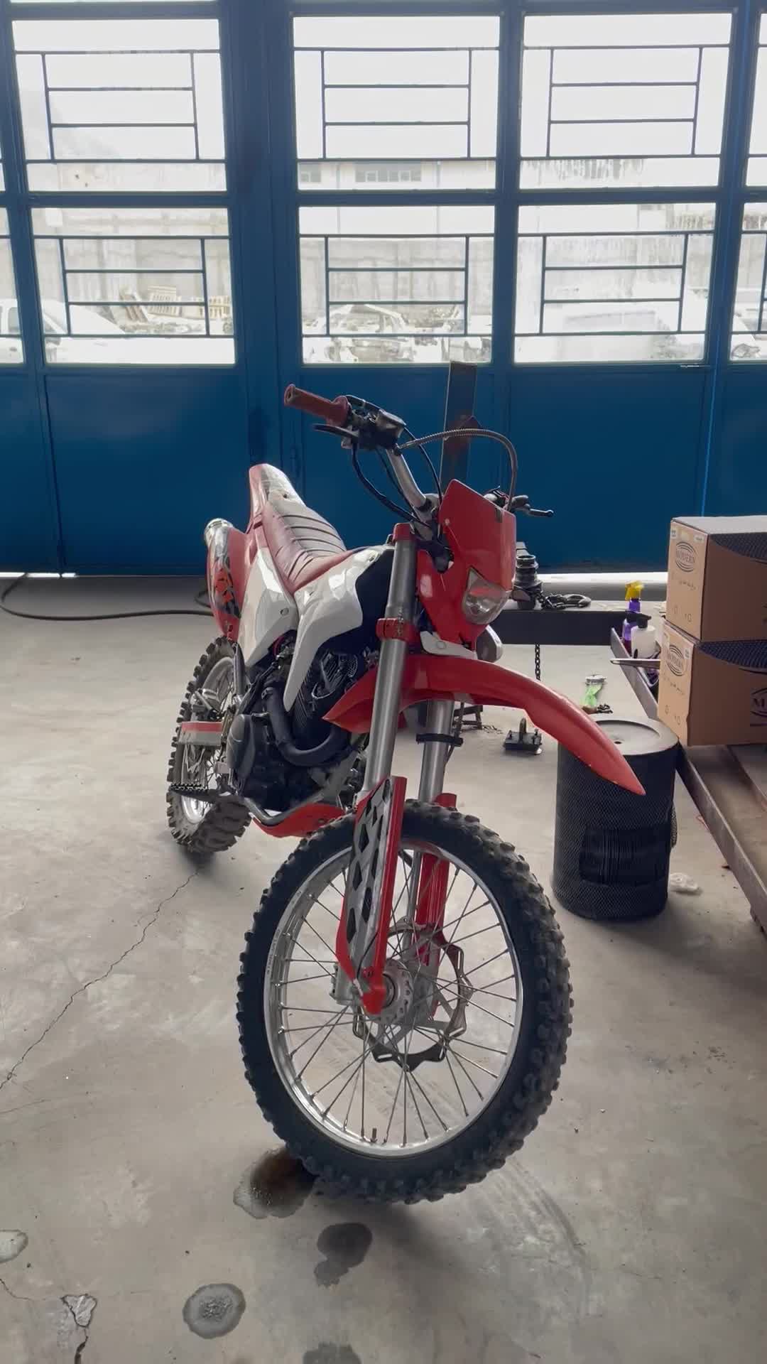 تریل ۲۵۰|موتورسیکلت|شهرضا, |دیوار