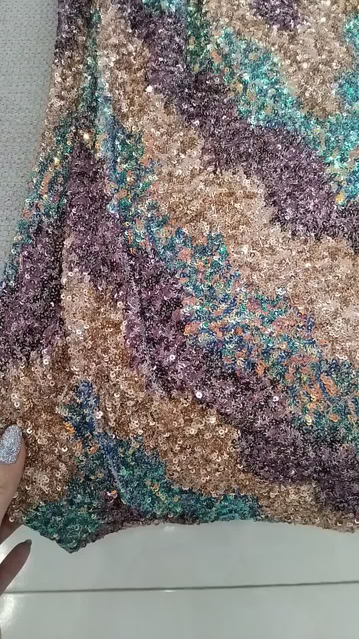 لباس سقزی|لباس|قروه, |دیوار