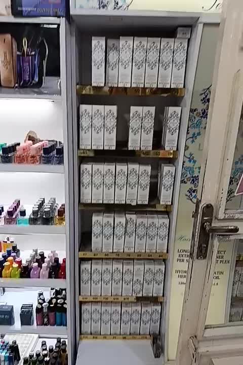 واگذاری مغازه لاچوارم آرایشی|فروشگاه و مغازه|تبریز, |دیوار