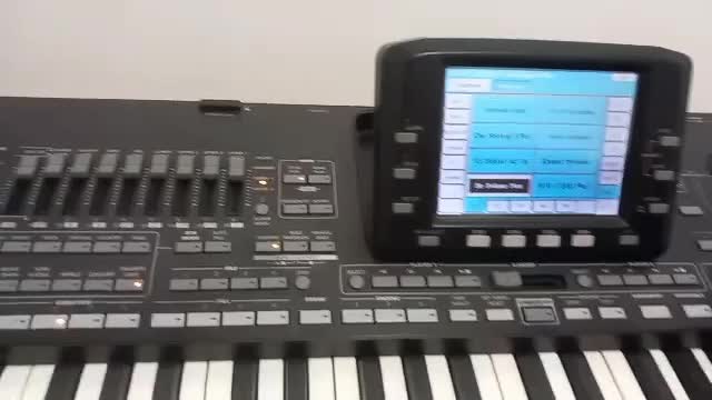 KORG pa3X76key|پیانو، کیبورد، آکاردئون|نقده, |دیوار