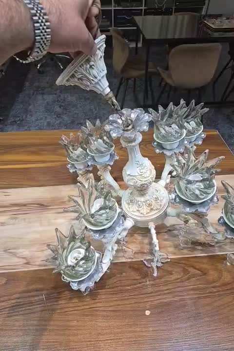 لوستر کلاسیک سلطنتی|لوستر و چراغ آویز|شیراز, فخرآباد (دروازه کازرون)|دیوار