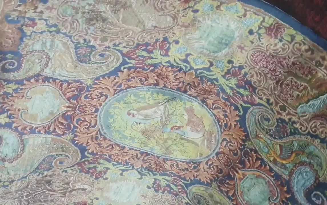 فرش دستباف نفیس تمام ابریشم زرع و نیم|فرش|قم, شاه احمد قاسم|دیوار