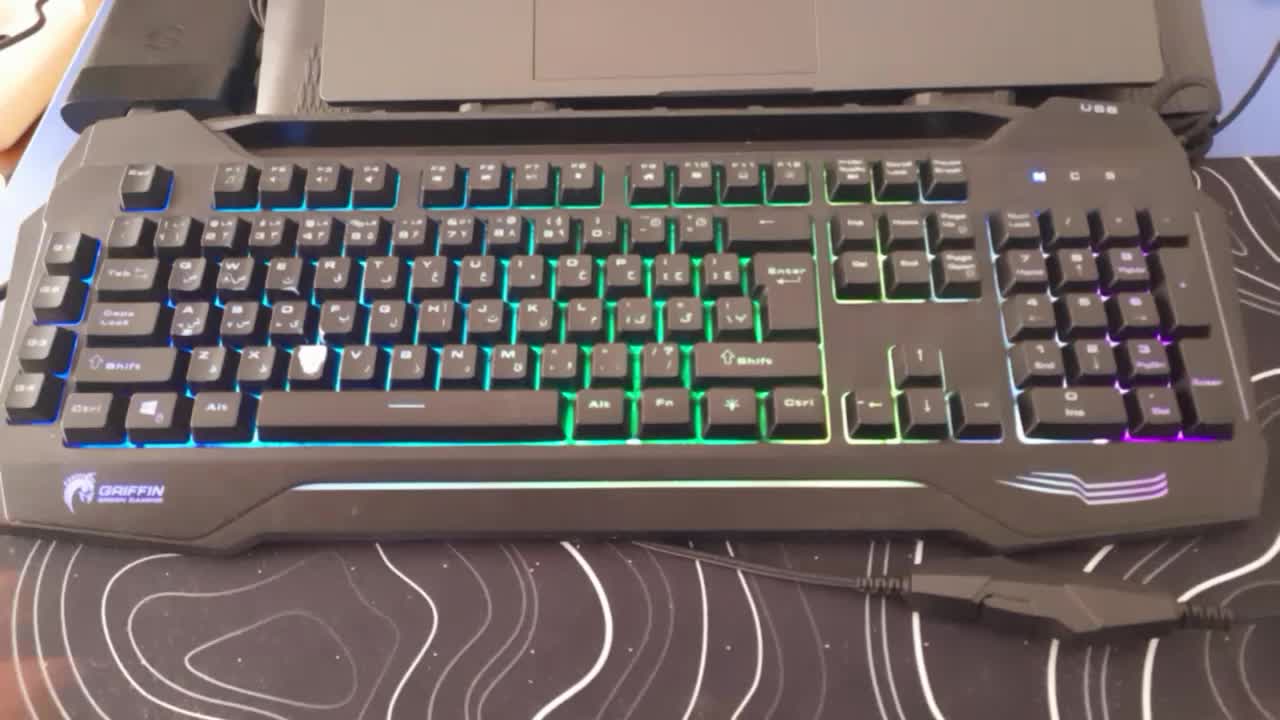 کیبورد گیمینگ green با نور پردازی RGB و کلیک نرم|قطعات و لوازم جانبی رایانه|قم, بکایی|دیوار