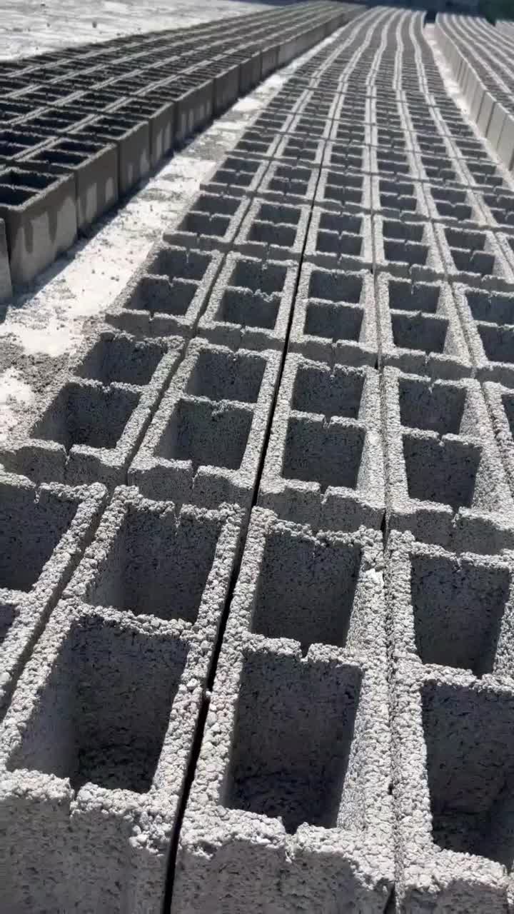 بلوک سیمانی بهترین کیفیت فقط ۱۲.۳۰۰ کاملا واقعی|مصالح و تجهیزات ساختمان|کرج, اخگرآباد|دیوار