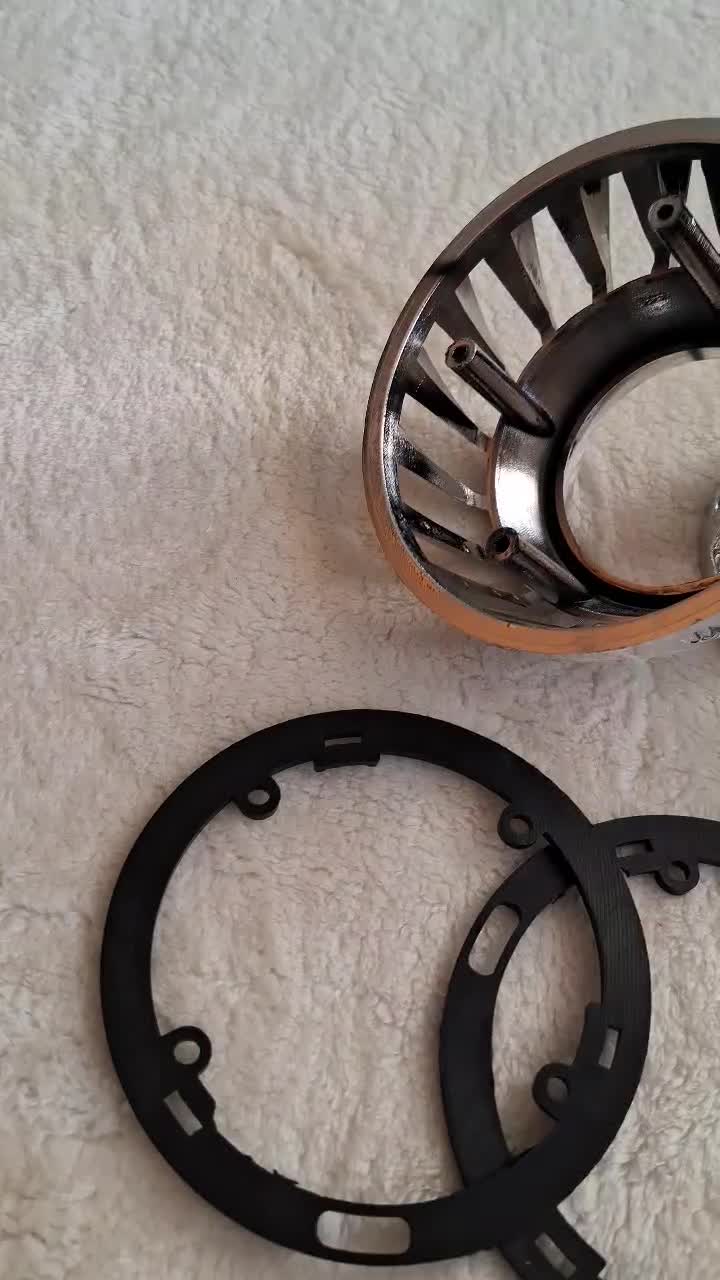 فرِیم لنز ۲.۵ اینچ چراغ خودرو|قطعات یدکی و لوازم جانبی|اصفهان, شمس آباد|دیوار