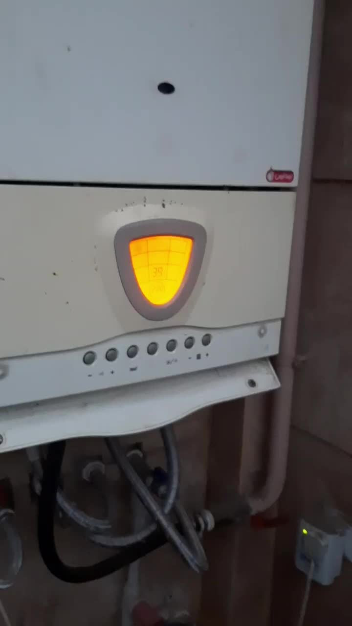 پکیج ایساتیس|آبگرمکن، پکیج، شوفاژ|رشت, سلیمانداراب|دیوار