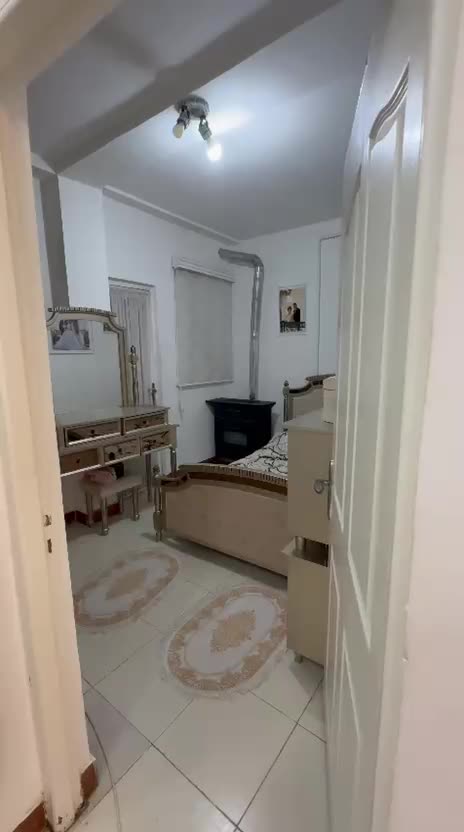 سرویس تخت اینه ای|تخت و سرویس خواب|لاهیجان, کوی خزر|دیوار