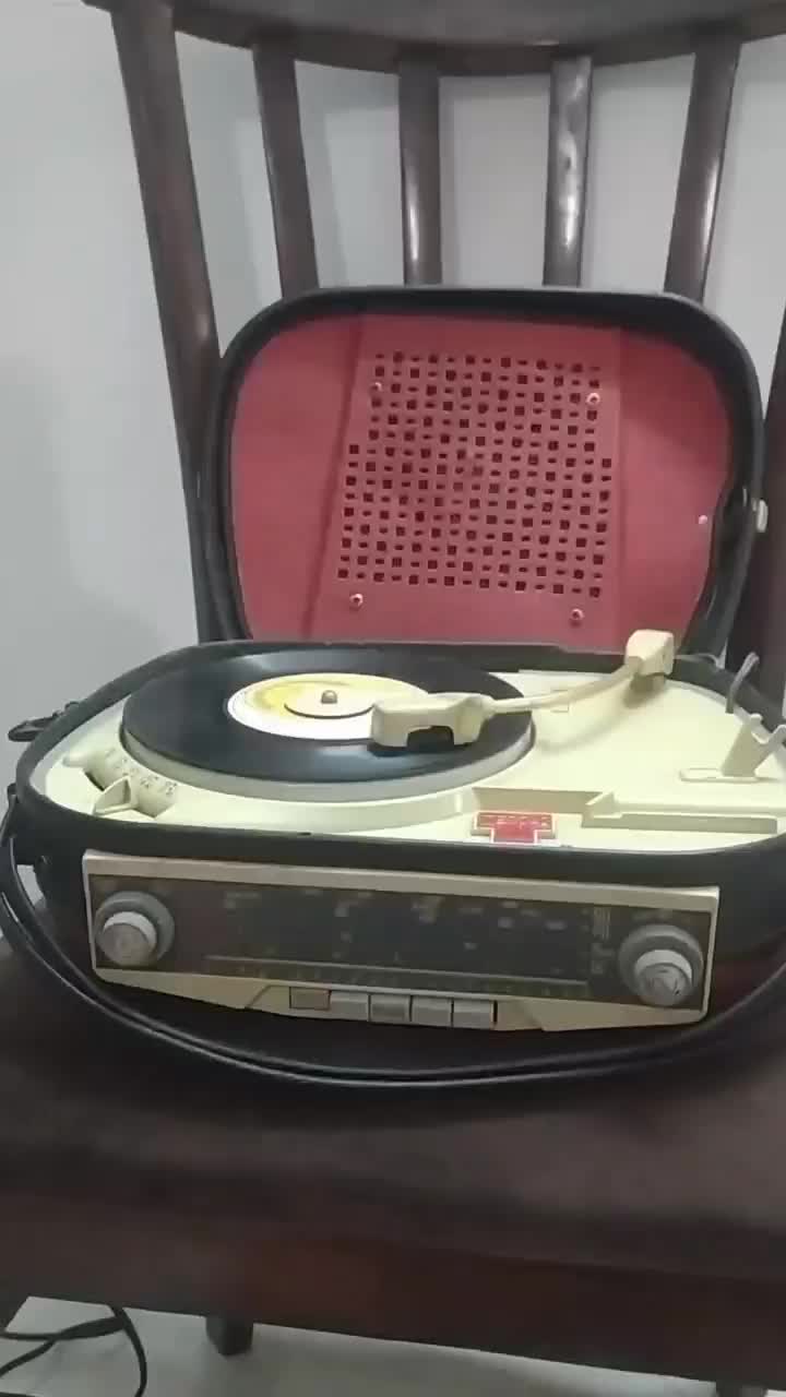 رادیو گرام تپاز دوتا و رادیو لامپی|کلکسیون اشیاء عتیقه|تهران, مجیدیه|دیوار