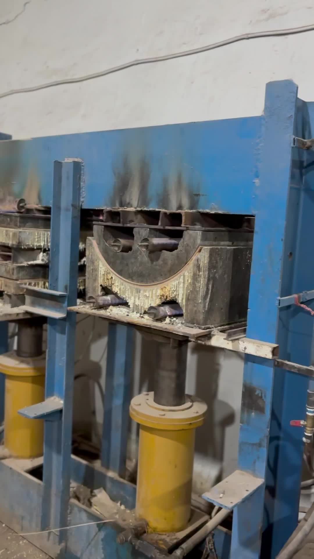 صندلی لهستانی|میز و صندلی غذاخوری|اسلامشهر, ترشنبه|دیوار