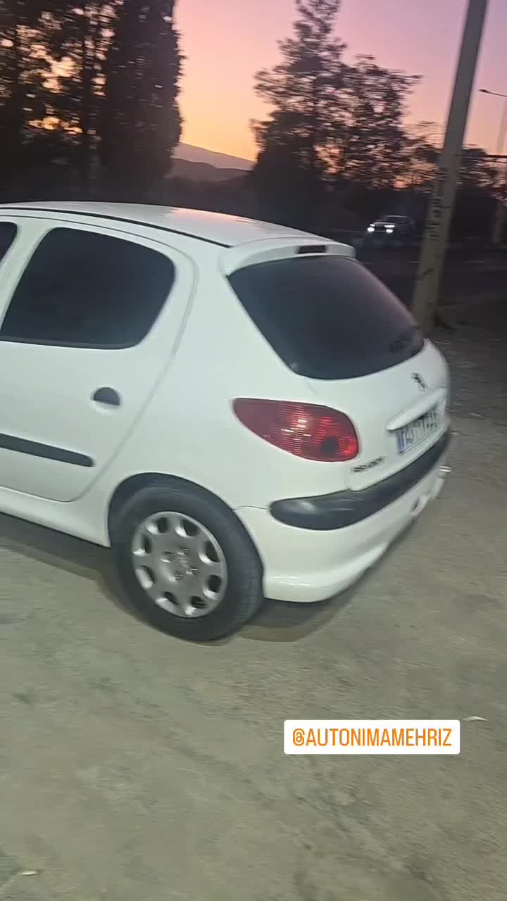 206|خودرو سواری و وانت|یزد, |دیوار