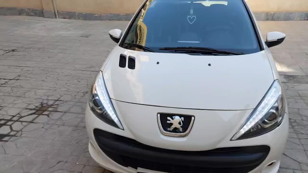 پژو ۲۰۷i پاروما دنده ای|خودرو سواری و وانت|اندیشه, اندیشه فاز ۱|دیوار