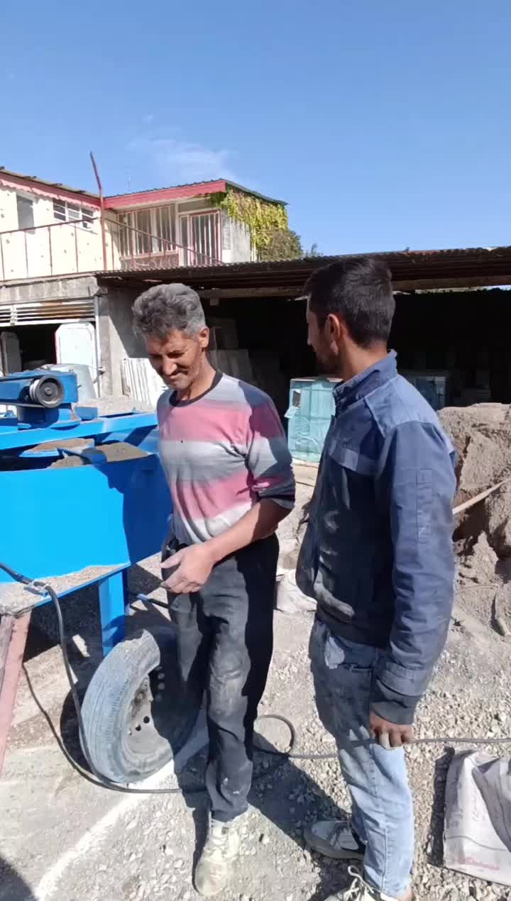 همزن ناریساز دستگاه بلوکزنی دستگاه بلوک سیمانی|ماشینآلات صنعتی|بجنورد, |دیوار