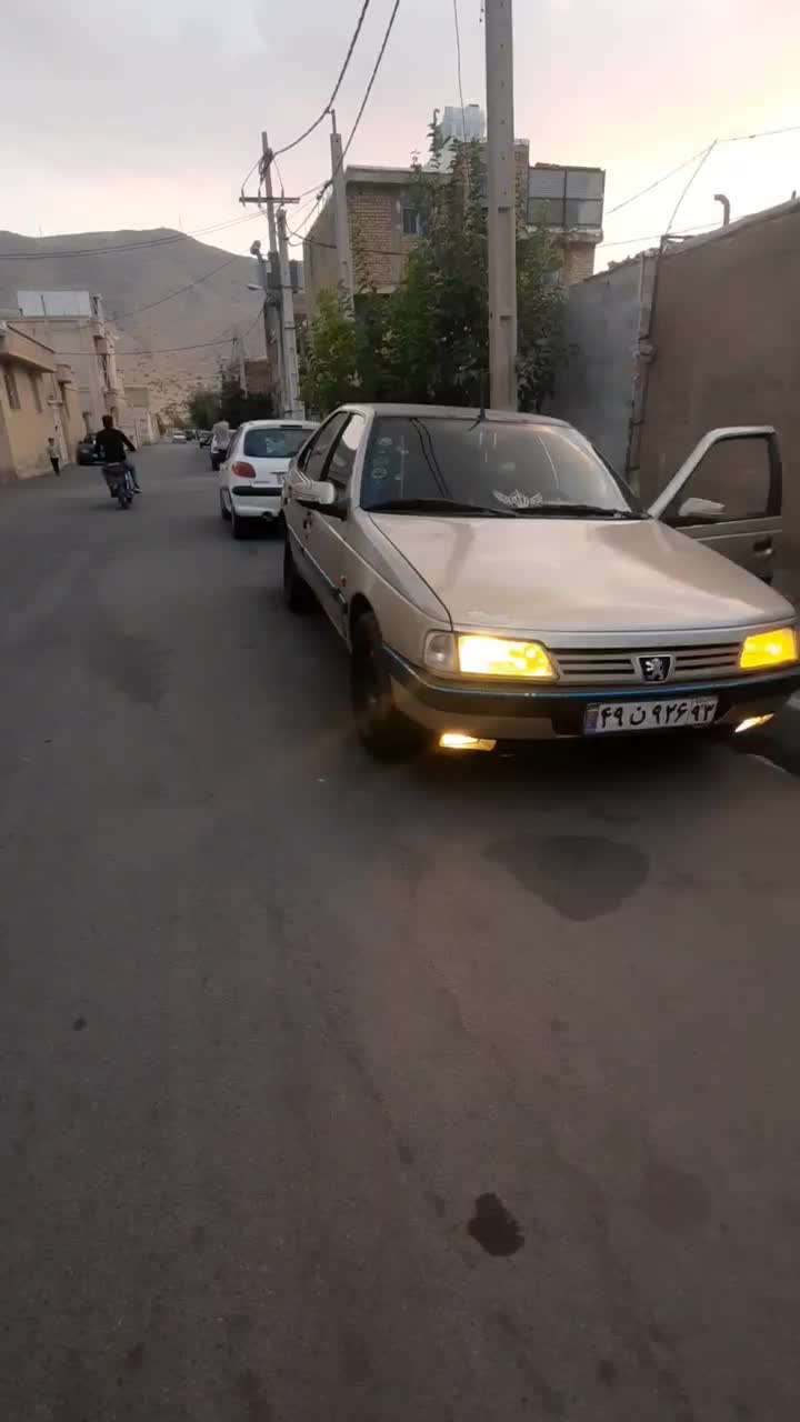 پژو۴۰۵|خودرو سواری و وانت|شیراز, شریفآباد|دیوار
