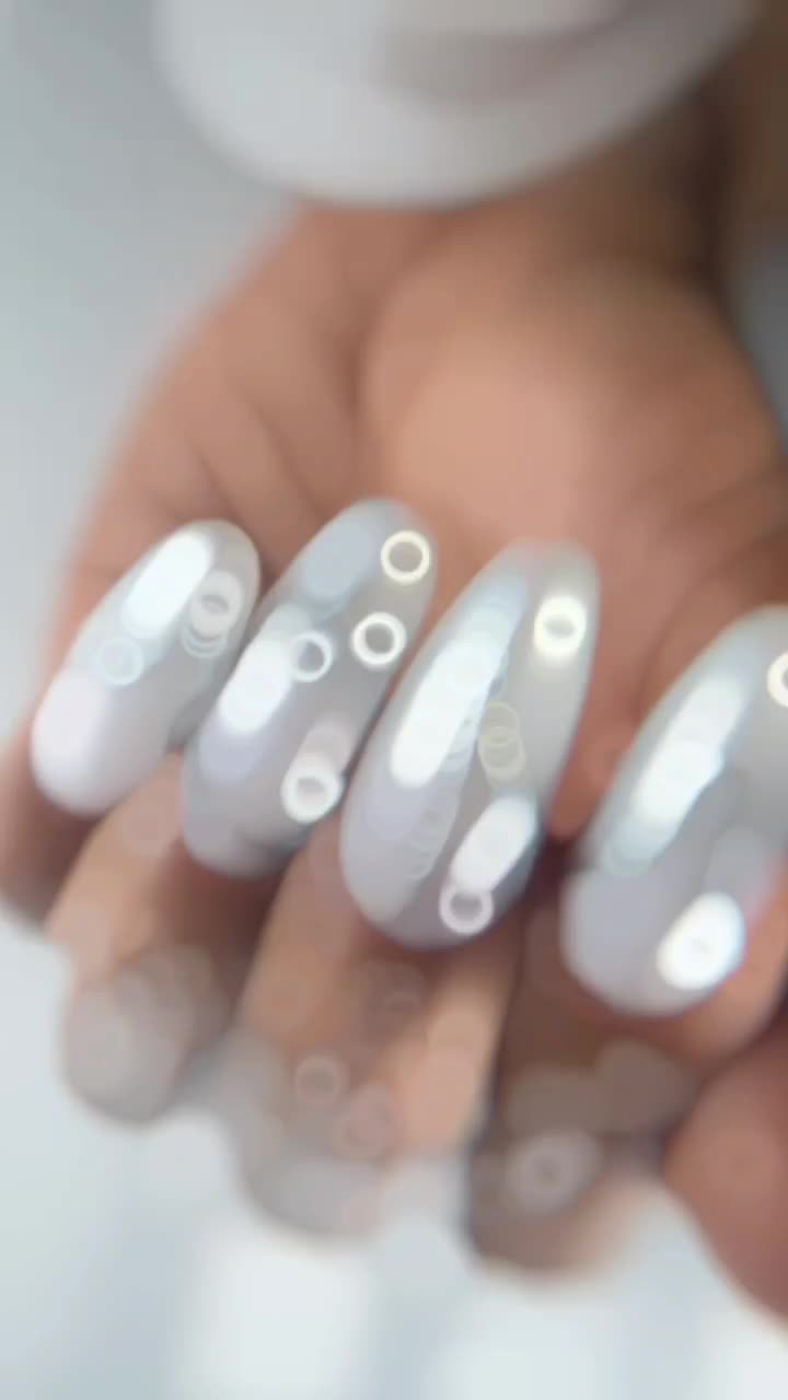 کاشت ناخن تخصصی|خدمات آرایشگری و زیبایی|اصفهان, ملکشهر|دیوار