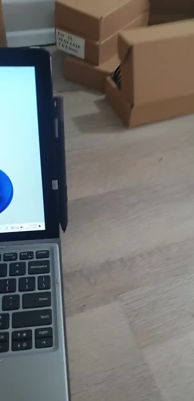 لپ تاپ آمریکایی dell i5 نسل ۱۰ با قلم طرح سرفیسی|رایانه همراه|رشت, سعدی (تختی)|دیوار