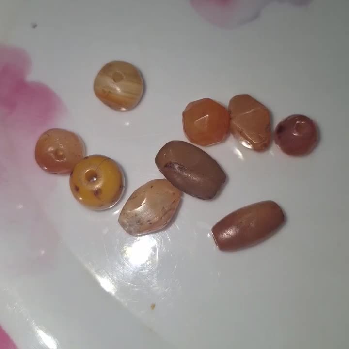 عقیق قدیم|کلکسیون اشیاء عتیقه|باوی, |دیوار