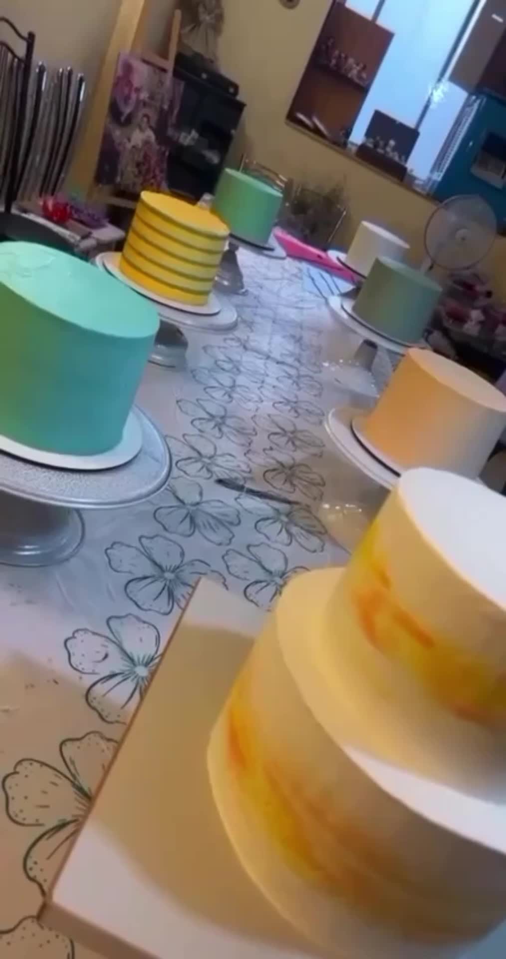 آموزش کیک‌ خامه‌ای / دوره فوندانت / خامه‌کشی تخصصی|خدمات آموزشی|مشهد, فلسطین|دیوار