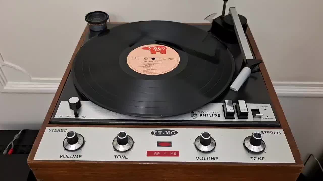 گرام PHILIPS|کلکسیون اشیاء عتیقه|تهران, کرمان|دیوار