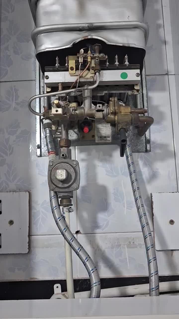 ابگرم کن  بوتان 3108 در حد|آبگرمکن، پکیج، شوفاژ|مشهد, ایثارگران|دیوار