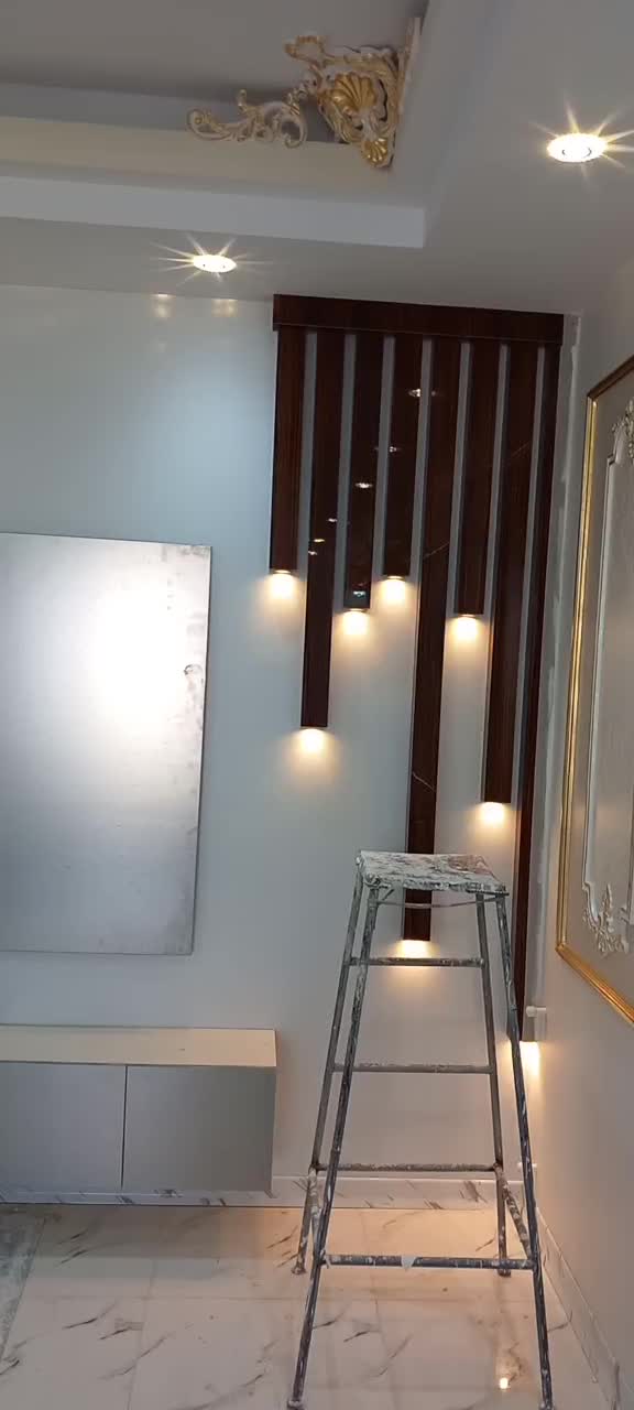 نصب کاغذ دیواری .پوستر .نقاشی ساختمان|خدمات پیشه و مهارت|تهران, یافت آباد جنوبی|دیوار