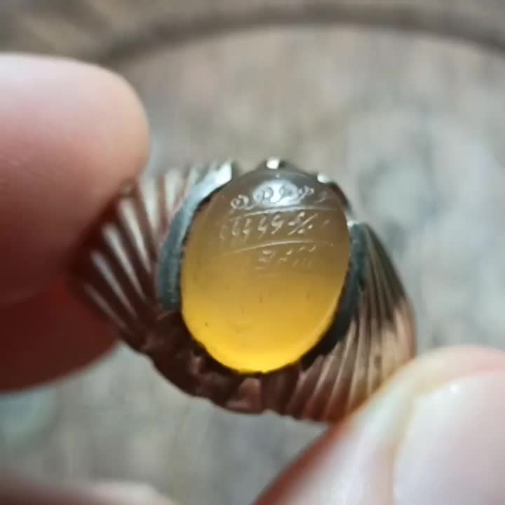 انگشتر عقیق زرد حکاکی دست|جواهرات|رشت, شهرک صبا|دیوار