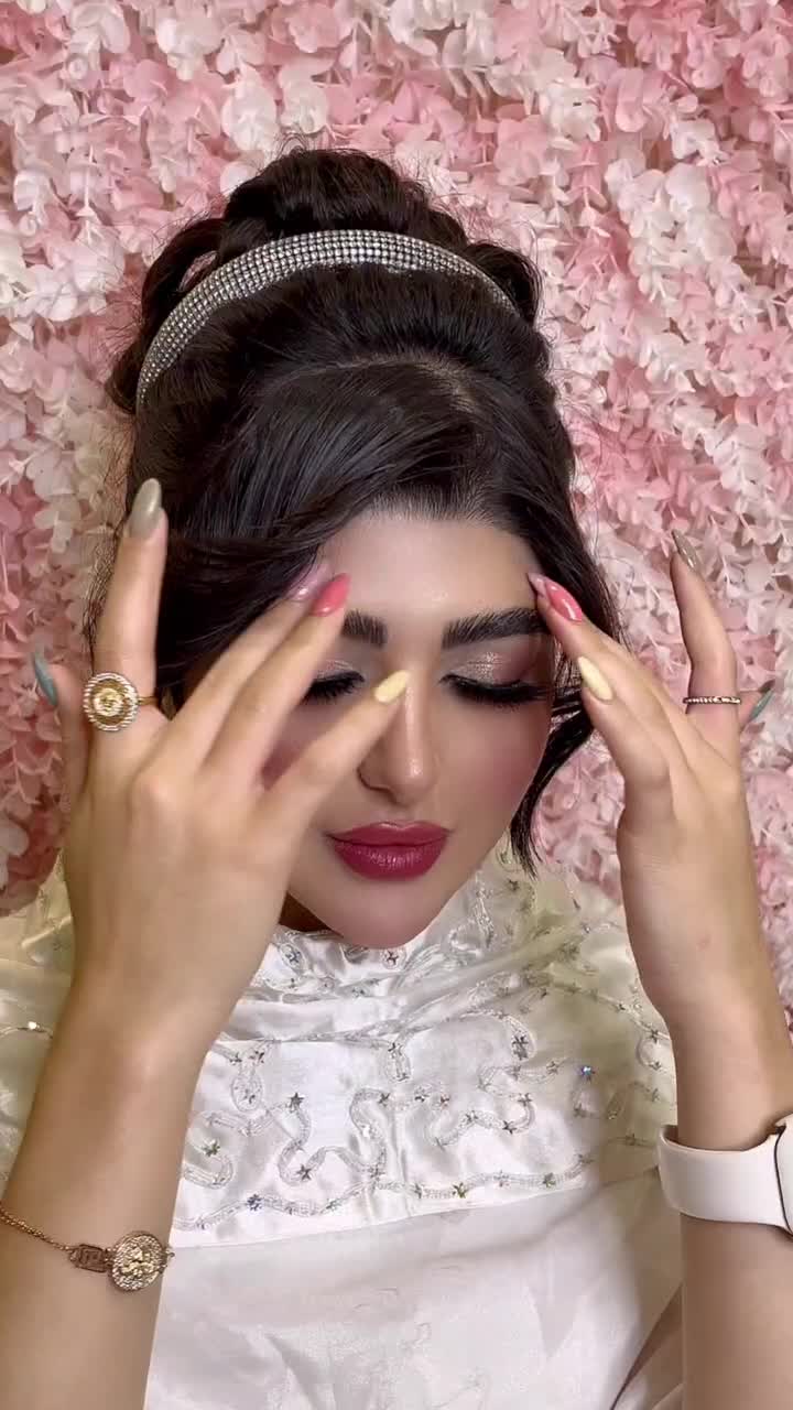 میکاپ آرتیست حرفهای|خدمات آرایشگری و زیبایی|بوشهر, |دیوار